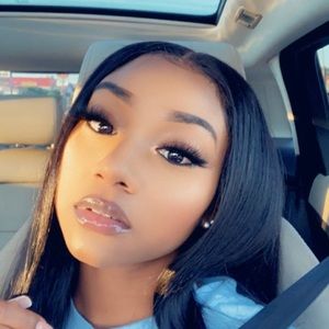 Meet your Posher, Nyesha